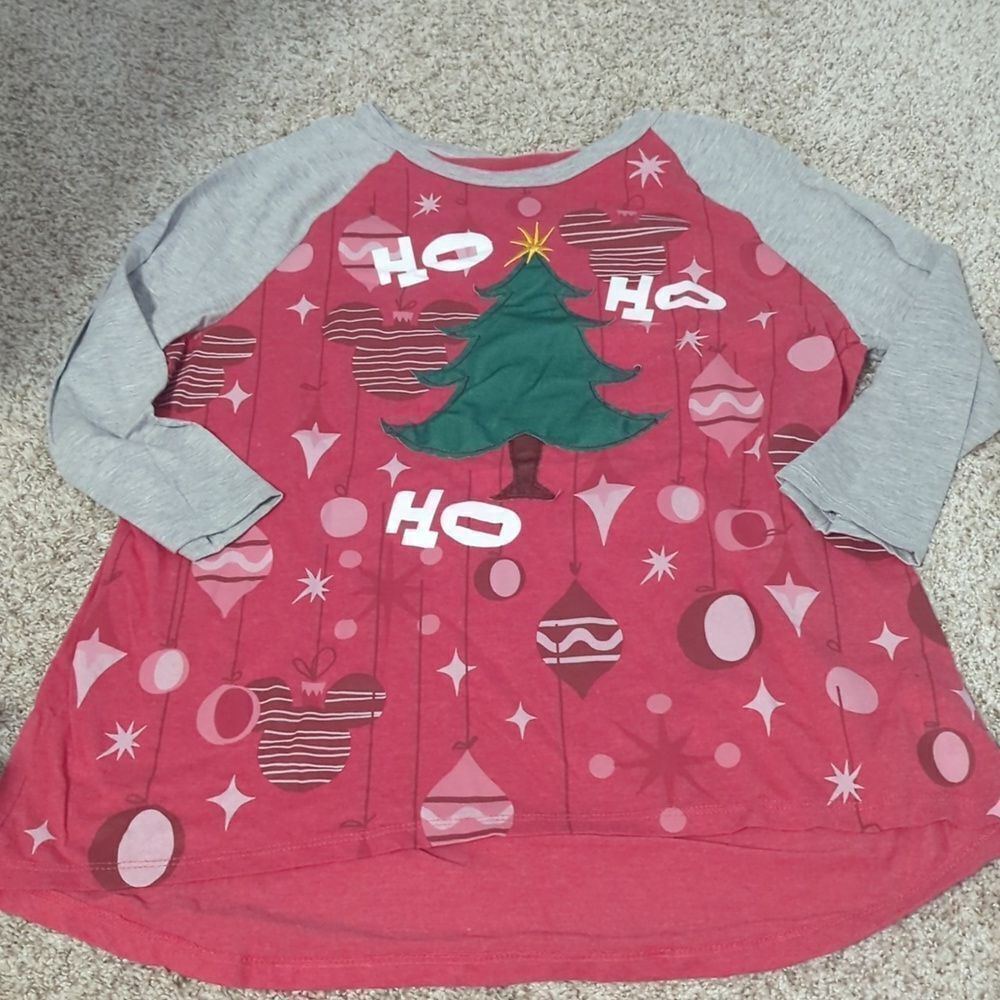 Disney Pink Red & Gray Christmas Tree Raglan Top